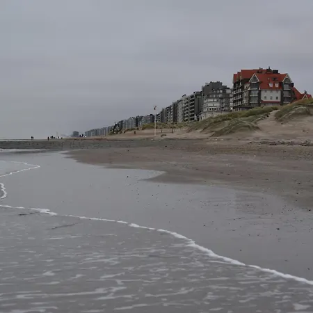 Rust Op De Kust - 10 Pers - 4 Slpk - 2 Badk *