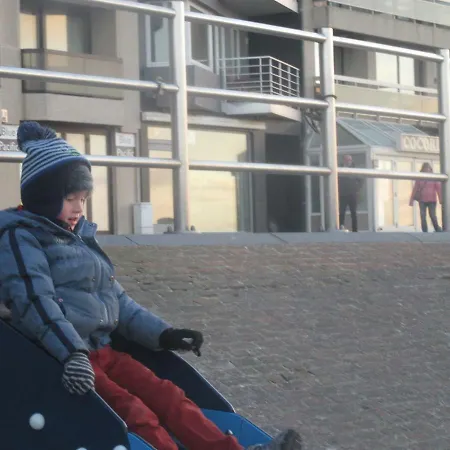 Rust Op De Kust - 10 Pers - 4 Slpk - 2 Badk Villa Middelkerke